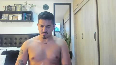 ARON  Independent model  online show from 4, 2, 2025