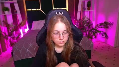 arrinawair online show from 11, 11, 2025