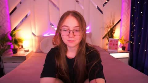 arrinawair online show from 19, 2, 2026