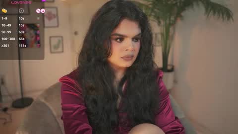 Chloe  online show from 16, 12, 2025