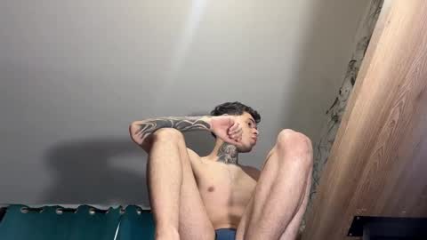   online show from 15, 1, 2025