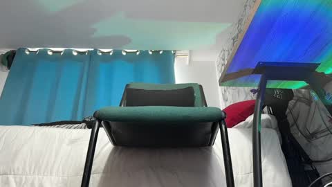   online show from 7, 2, 2025