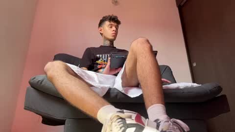   online show from 10, 3, 2025