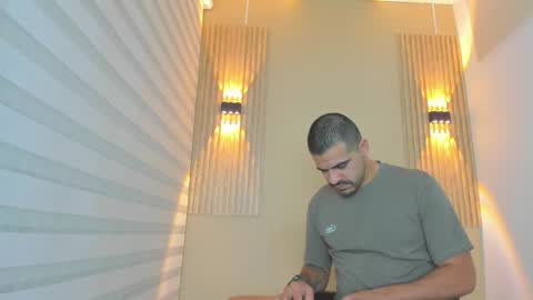 arthur_howard online show from 6, 1, 2026