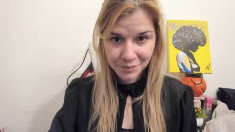 Snapshot of artsyandcraftsy_ chatting on 4, 3, 2025 MIA online show from 4, 3, 2025