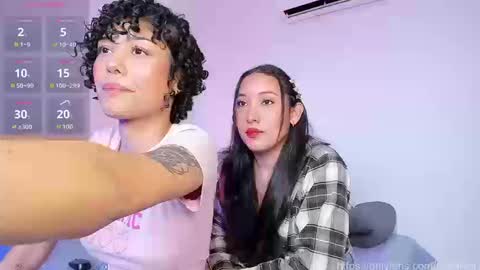 Ariana and Kelsieh online show from 11, 9, 2025