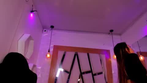 Ary Cooper online show from 3, 12, 2025