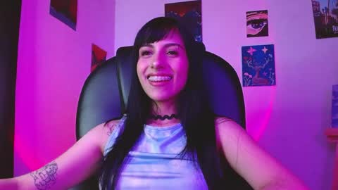   Independent Model online show from 16, 4, 2026