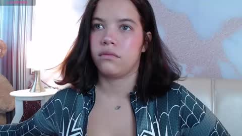 Snapshot of arybutty chatting on 22, 2, 2025 Ary online show from 22, 2, 2025