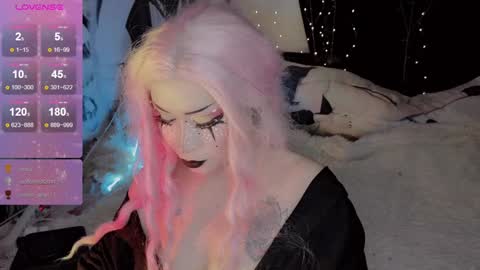 Sasha next stream December 4st  at  0000- 0030 am German time online show from 16, 1, 2025