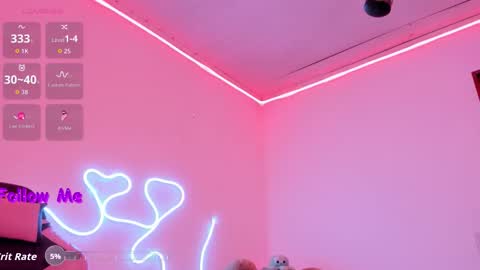 AshantiINDEPENDENT MODEL online show from 15, 1, 2026