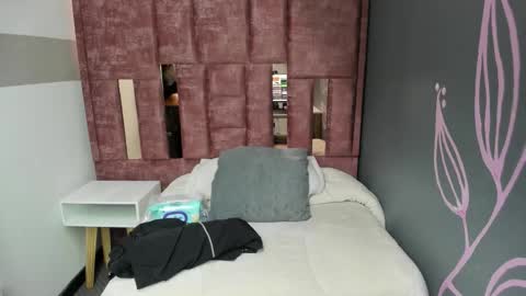 Ashleey sweet online show from 3, 3, 2026