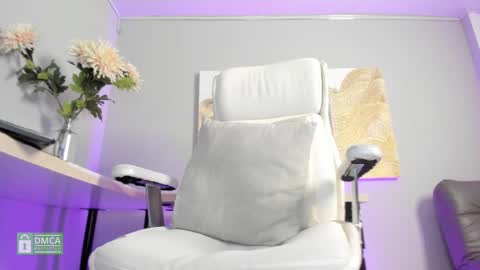 Ashley online show from 9, 2, 2025