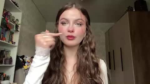 Eva online show from 5, 7, 2026