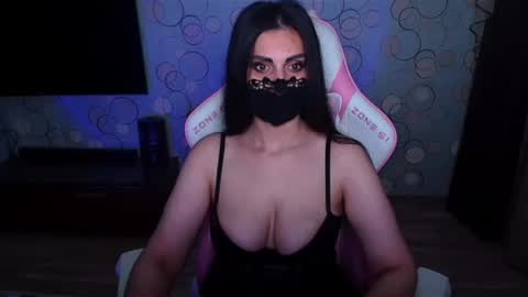 Snapshot of ashley__cooper__ chatting on 28, 6, 2026 Yasmina online show from 28, 6, 2026