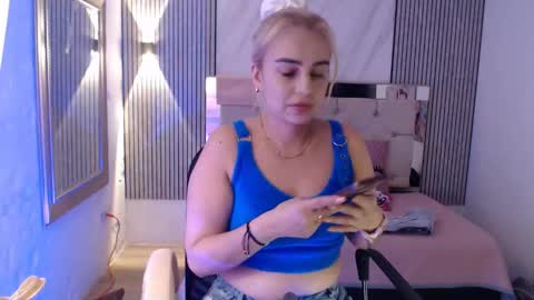 Snapshot of ashley__tylor chatting on 28, 2, 2026 ashley__tylor online show from 28, 2, 2026