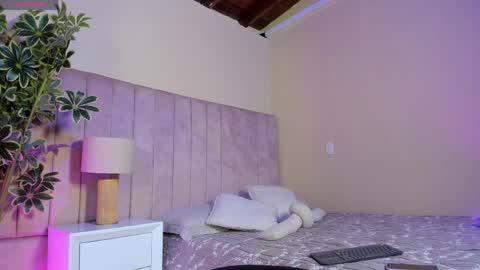 ashley_beaomunt online show from 1, 4, 2026