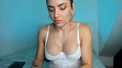 ashley_blair online show from 17, 12, 2024