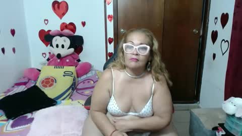 Snapshot of ashley_pink11 chatting on 4, 2, 2025 ashley pink11 online show from 4, 2, 2025