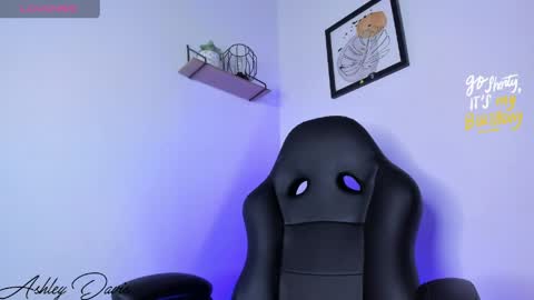 ASHLEY  online show from 19, 4, 2026