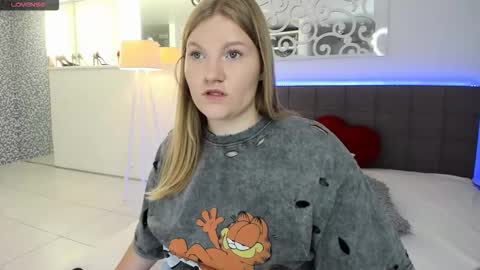 AshleyJonse online show from 22, 9, 2025