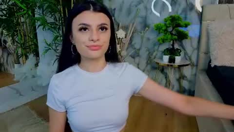 Ashley online show from 19, 7, 2026