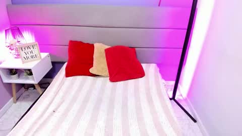 Snapshot of ashleyrobert_ chatting on 2, 2, 2026 ashleyrobert_ online show from 2, 2, 2026