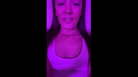 Snapshot of ashleyshyne69 chatting on 12, 10, 2025 Ashley online show from 12, 10, 2025