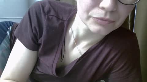 Ashley online show from 7, 3, 2025