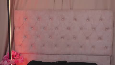 Ashley Lauren online show from 27, 2, 2025