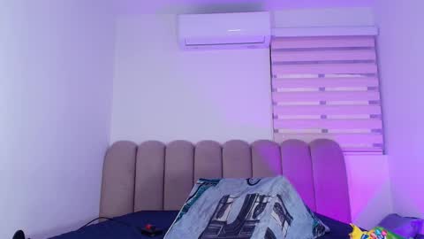 Ashly online show from 5, 3, 2026