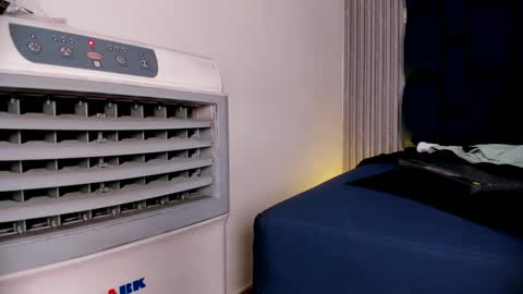 ashlybenison online show from 15, 12, 2024