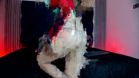 ashlybenison online show from 8, 1, 2025