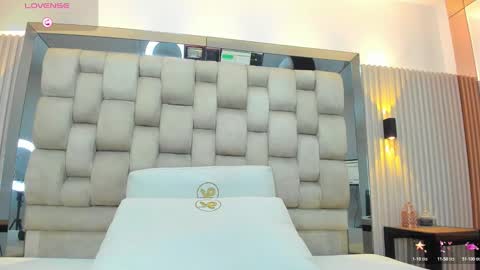 ashlyn online show from 4, 3, 2025