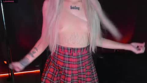 Mila online show from 27, 9, 2025