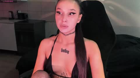 Mila online show from 7, 6, 2026