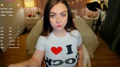 Your girlfriend online show from 5, 10, 2025