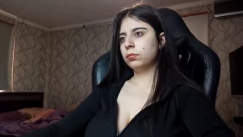 Lina online show from 11, 2, 2026