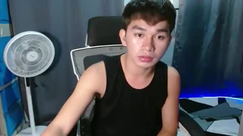 asian_chick931262 online show from 27, 10, 2025