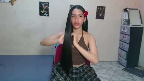 Snapshot of asian_glamm chatting on 2, 2, 2025 ANITA online show from 2, 2, 2025