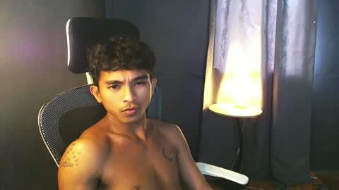 Snapshot of asian_hunk_moreno chatting on 7, 7, 2026 Yuri online show from 7, 7, 2026