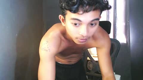 Snapshot of asian_hunk_moreno chatting on 12, 7, 2026 Yuri online show from 12, 7, 2026