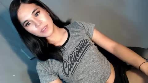 Snapshot of asianblk_barbiedoll chatting on 25, 9, 2025 asianblk_barbiedoll online show from 25, 9, 2025