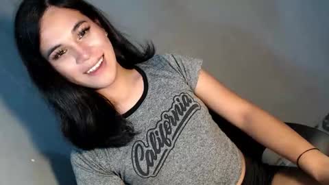 Snapshot of asianblk_barbiedoll chatting on 3, 10, 2025 asianblk_barbiedoll online show from 3, 10, 2025