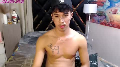 Snapshot of asiancum_peter chatting on 17, 9, 2025 asiancum_peter online show from 17, 9, 2025