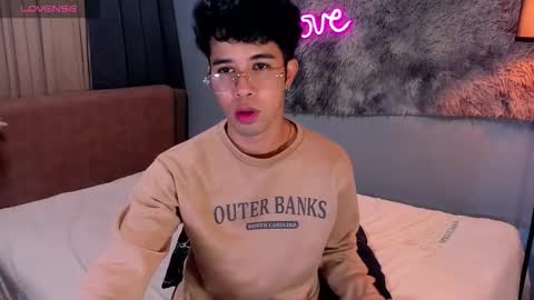 Snapshot of asiancum_peter chatting on 23, 10, 2025 asiancum_peter online show from 23, 10, 2025