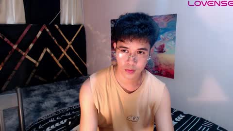 asiancum_peter online show from 4, 3, 2026