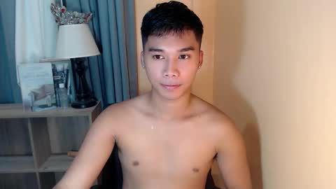 asianhunk_jamesx online show from 20, 10, 2025