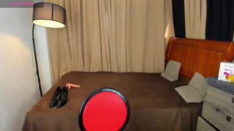 Snapshot of asianprettypetite chatting on 26, 12, 2024 CHESKA online show from 26, 12, 2024