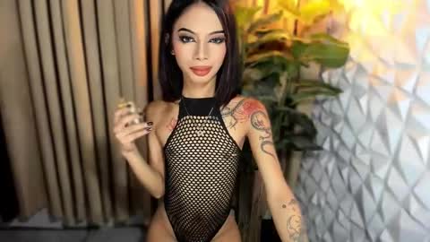 Snapshot of asianprettypetite chatting on 17, 9, 2025 CHESKA online show from 17, 9, 2025